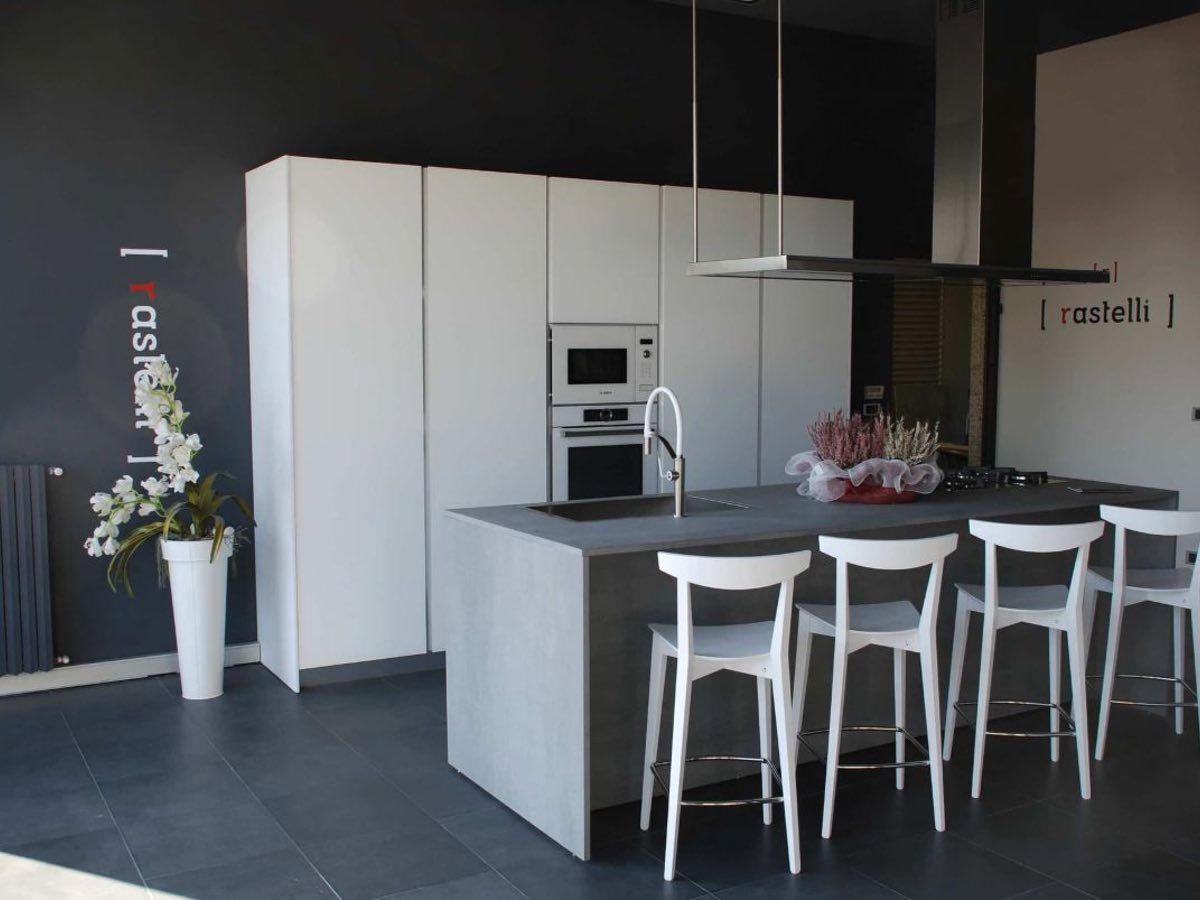 Cucine e complementi